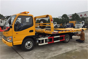 江油哪里有拖车服务